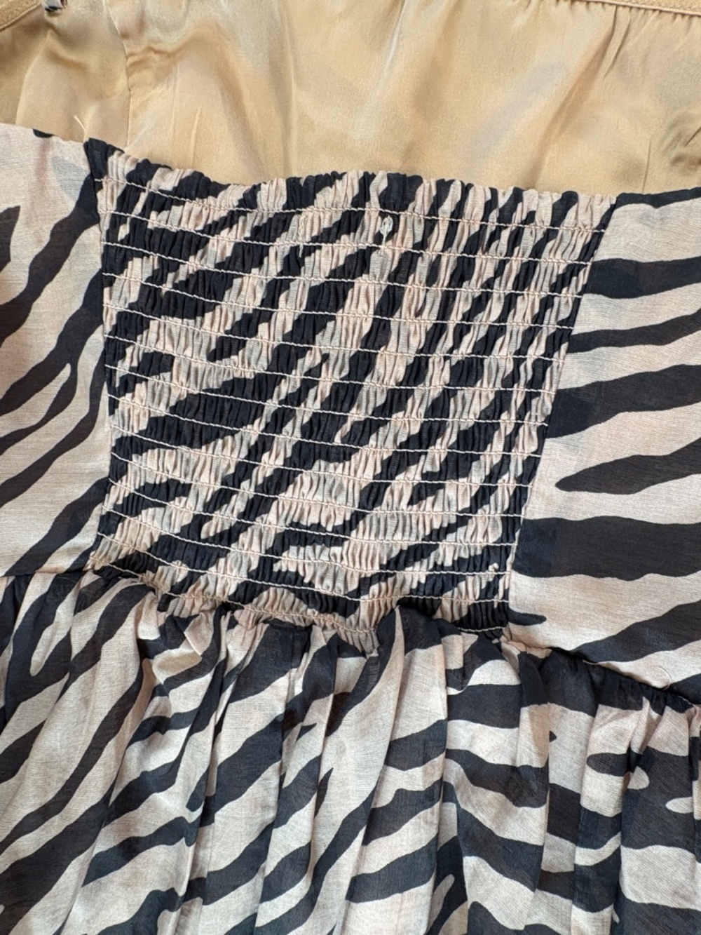 H&M Zebra Print Strapless Mini Dress Ruched Sweetheart Bodice Cotton Size 6 - Picture 5 of 8